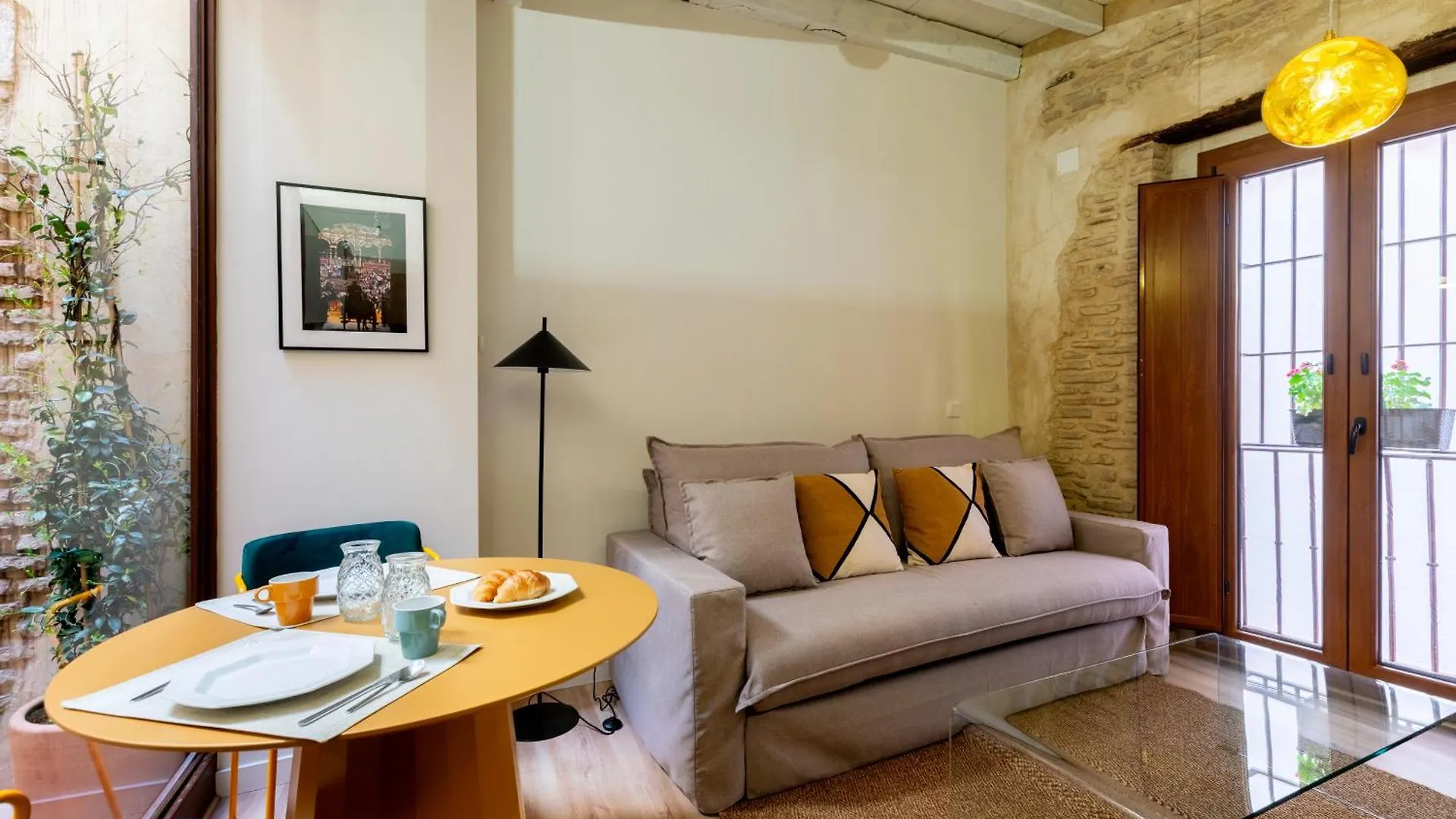 Aparthotel O&L Casa Barrabas Siviglia Spagna