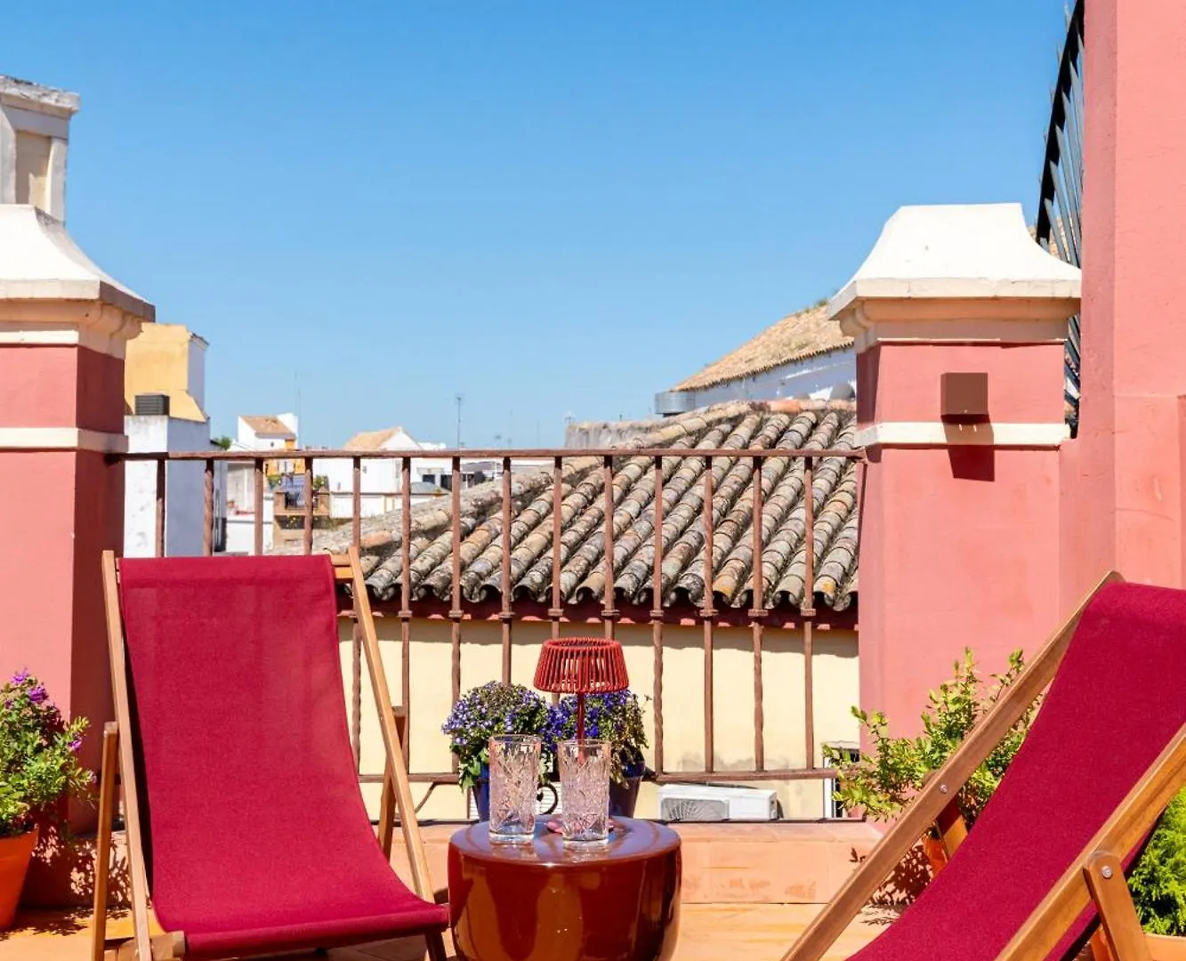 O&L Casa Barrabas Aparthotel Seville