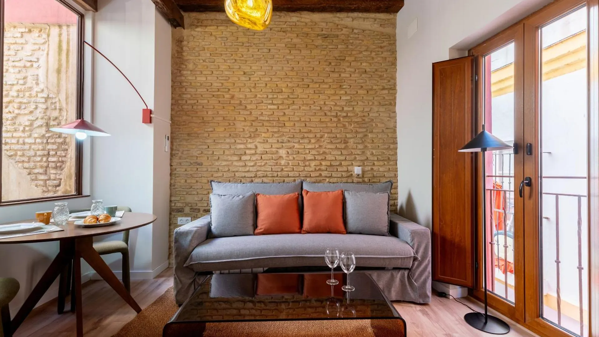 O&L Casa Barrabas Aparthotel Seville Spain
