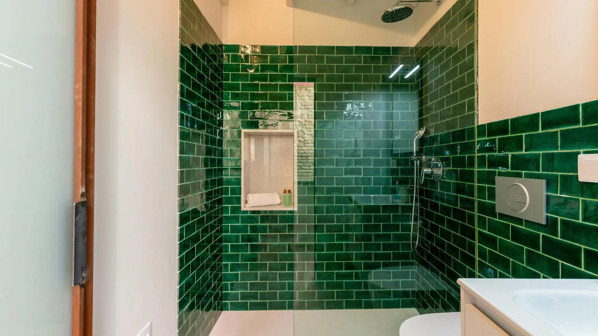 O&L Casa Barrabas Aparthotel Seville