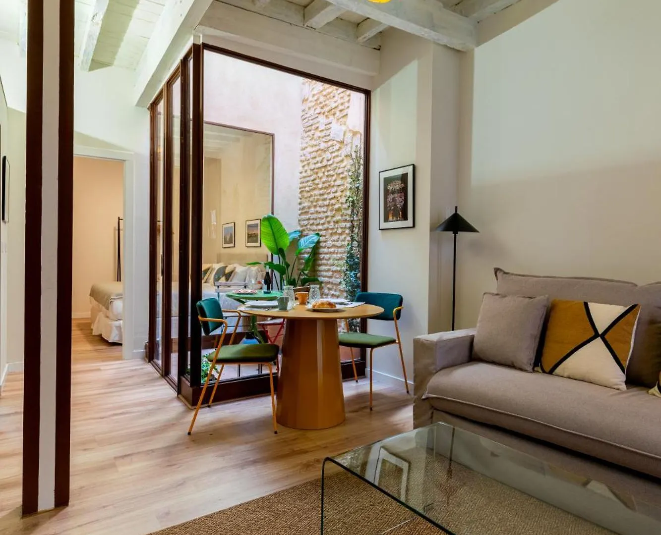 O&L Casa Barrabas Aparthotel Seville Spain